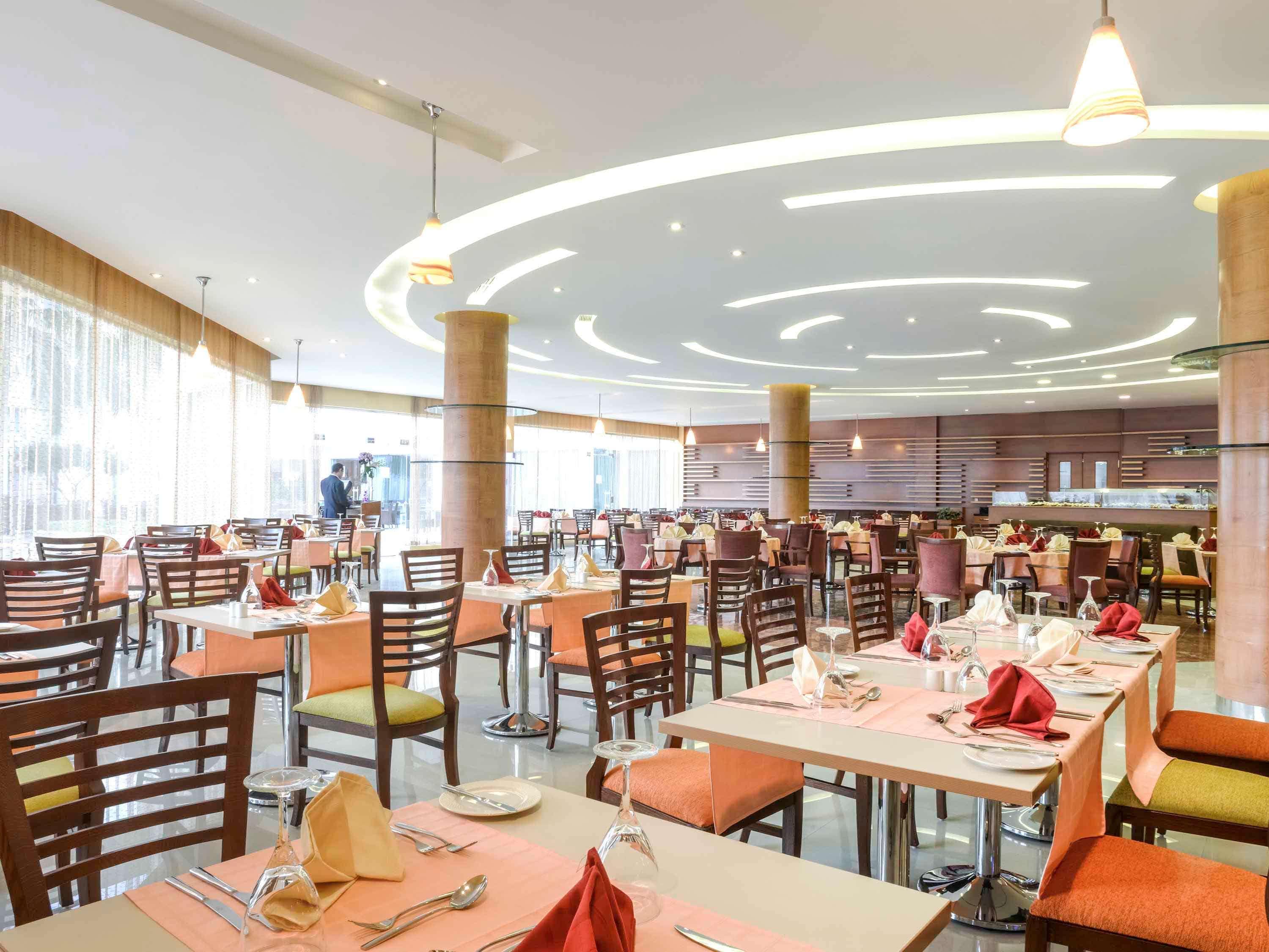 Novotel Airport Hotel
