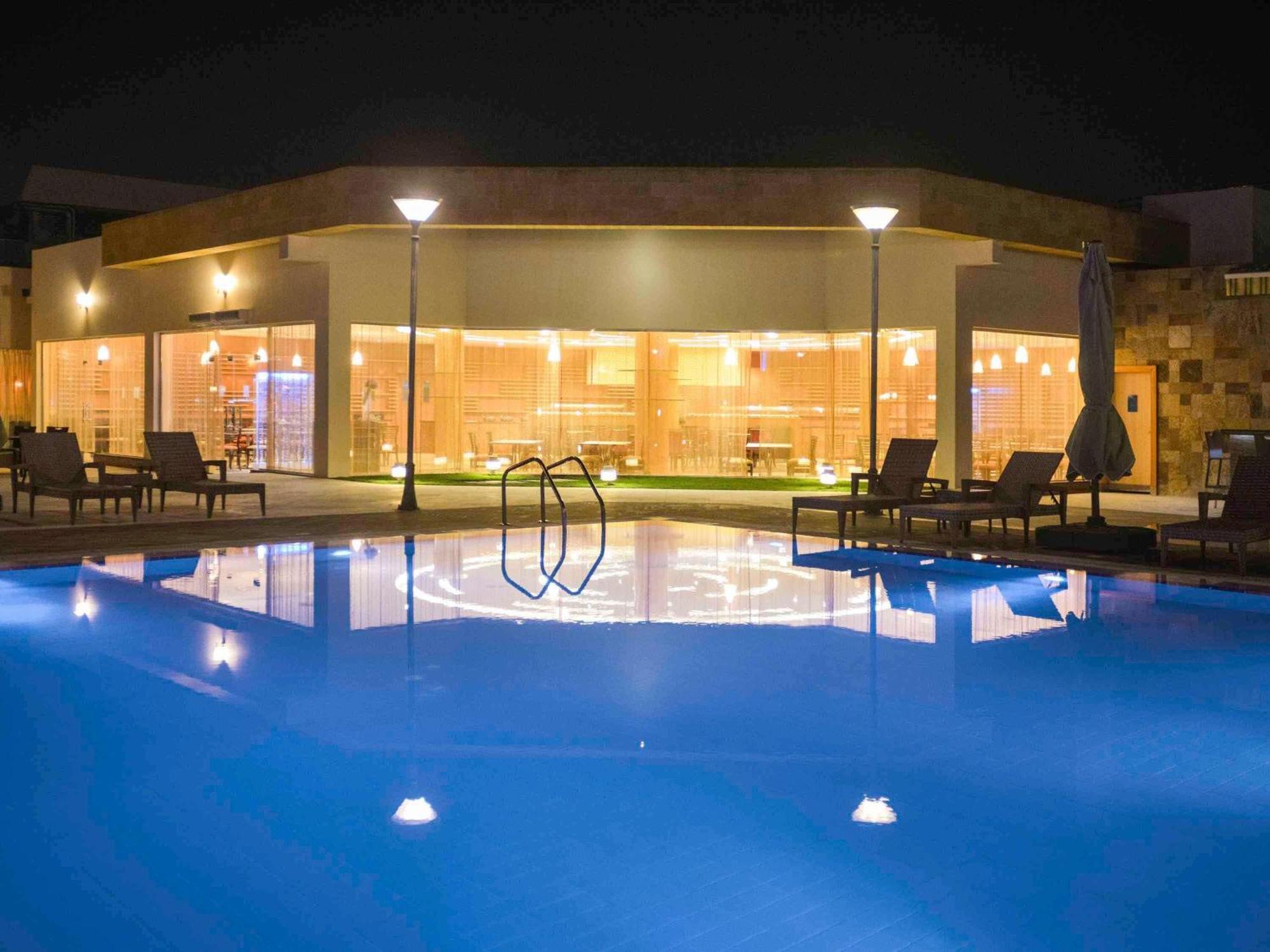 Hotel Novotel Airport