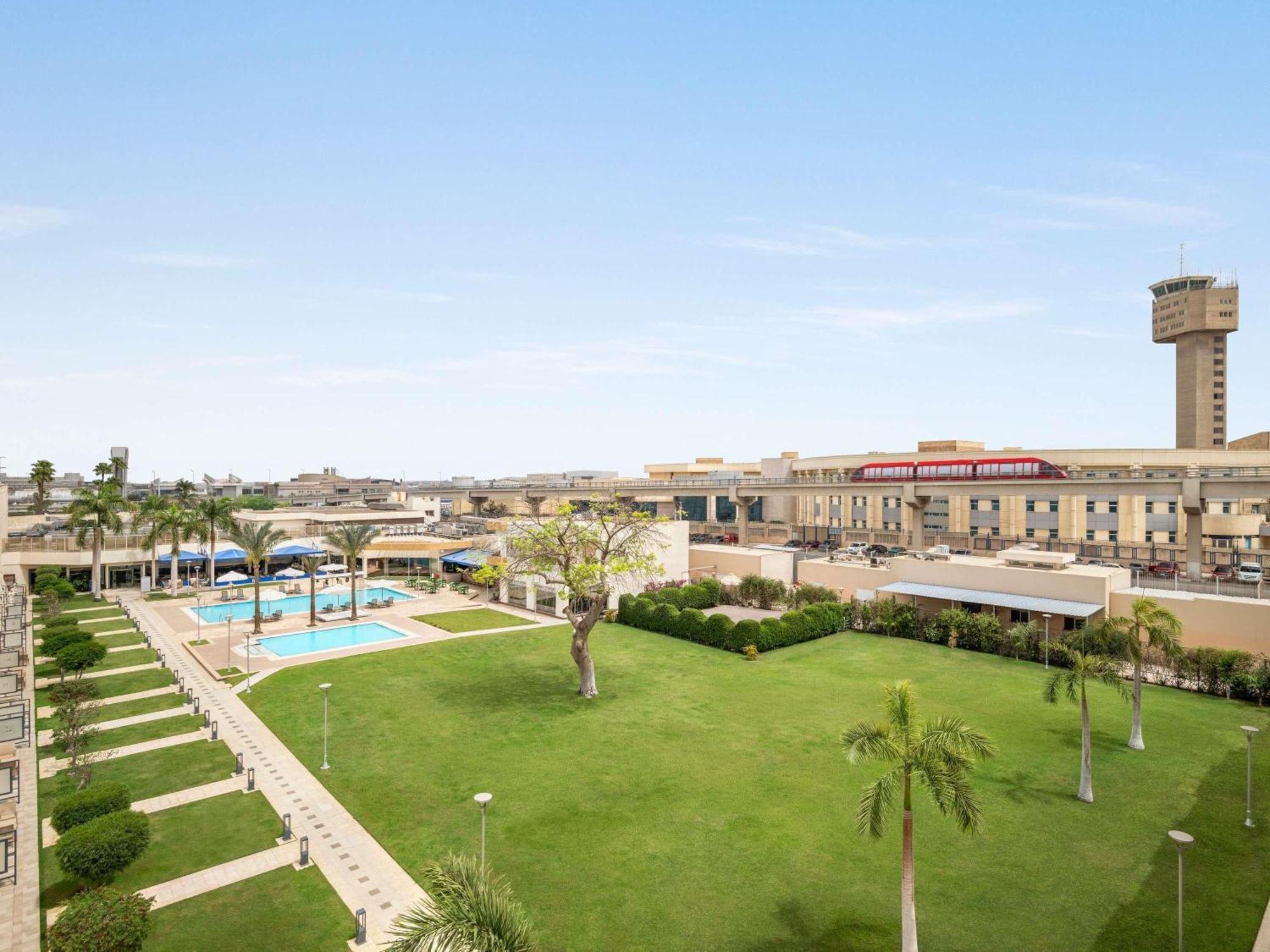 Novotel Airport