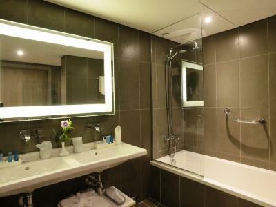 Hotel Novotel Airport