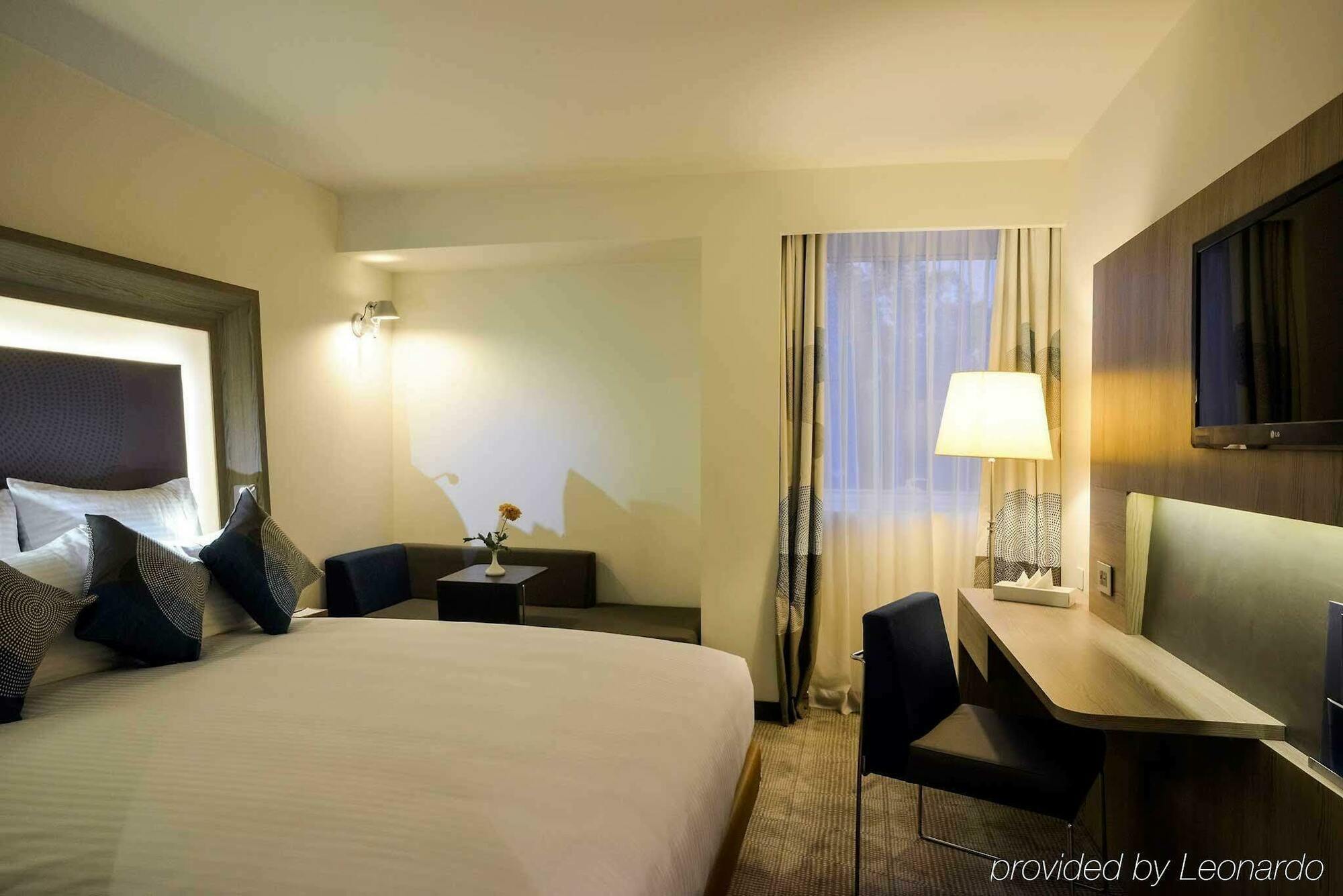 Novotel Airport Hotel Cairo
